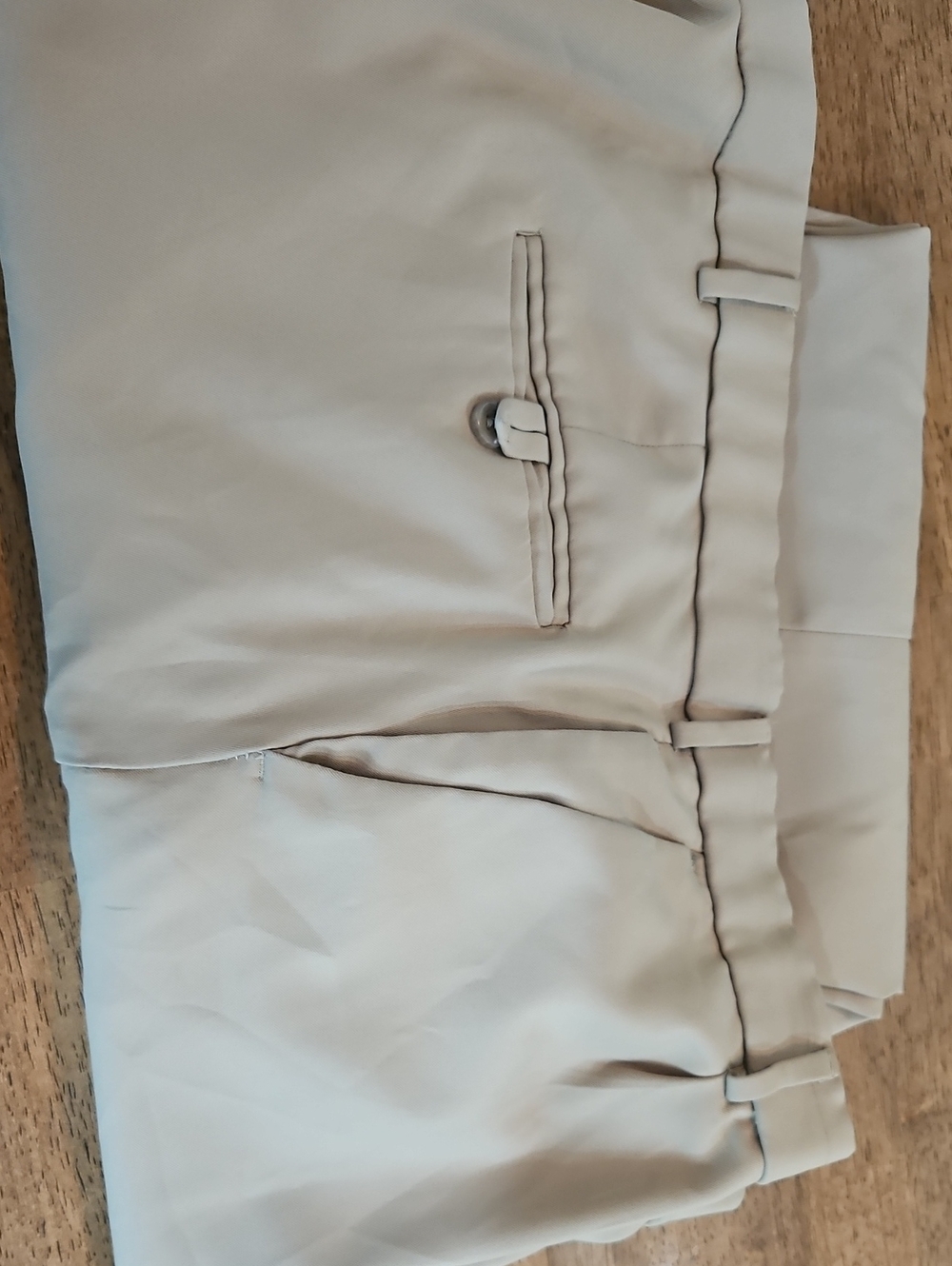 Dockers Cream Khaki Chino Pants 44-30